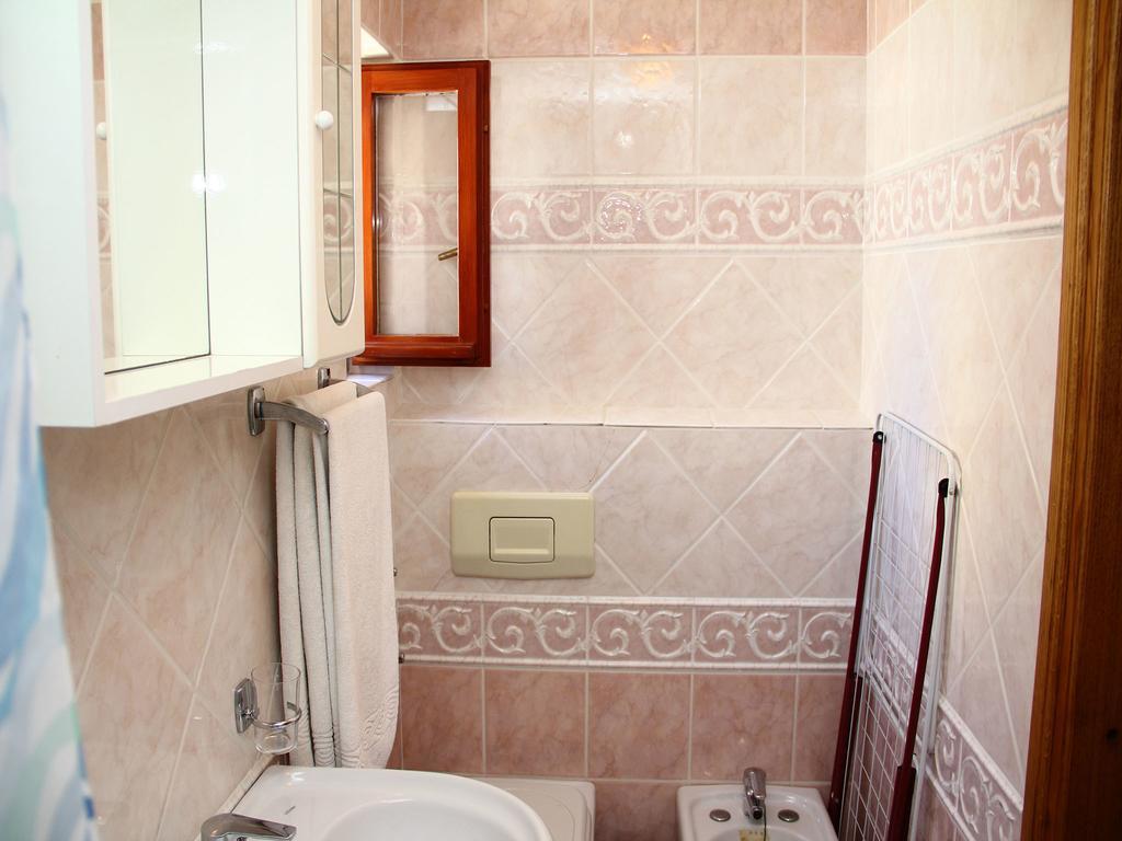 Holiday Home Blaz Primosten Phòng bức ảnh
