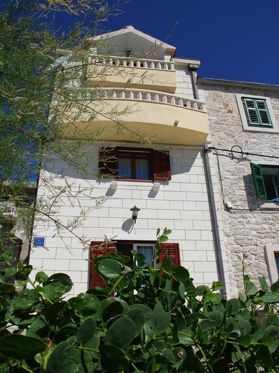 Holiday Home Blaz Primosten Phòng bức ảnh